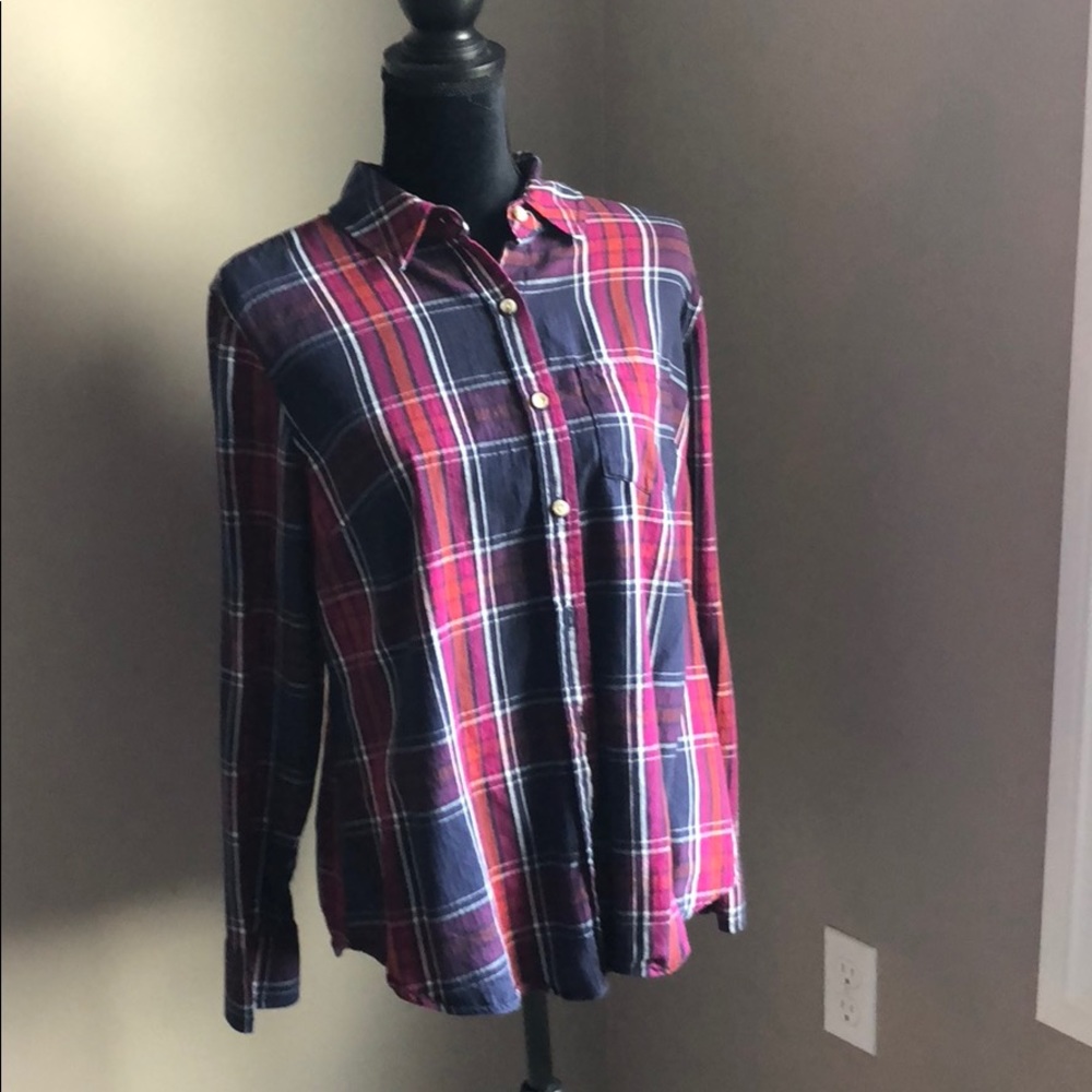 Classic button down in stylish colors.